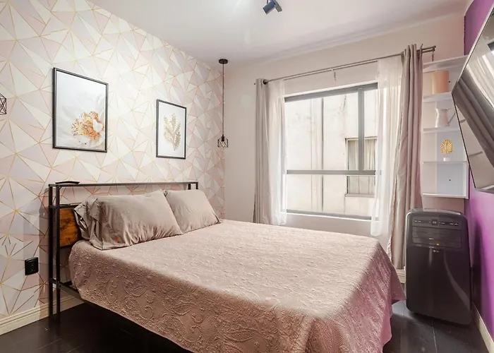 Interior Con Estilo Y Accesible Apartment