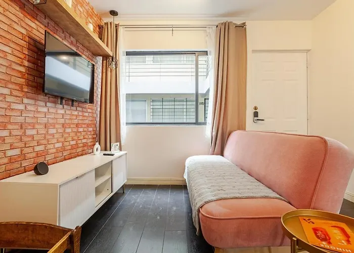 Apartment Interior Con Estilo Y Accesible Mexico City
